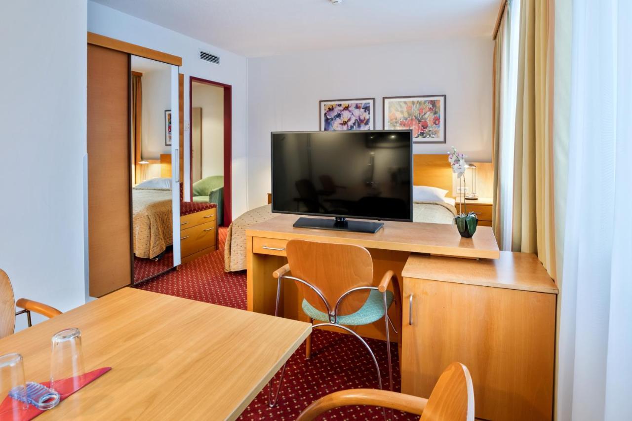Austria Trend Hotel Salzburg West Himmelreich Eksteriør billede