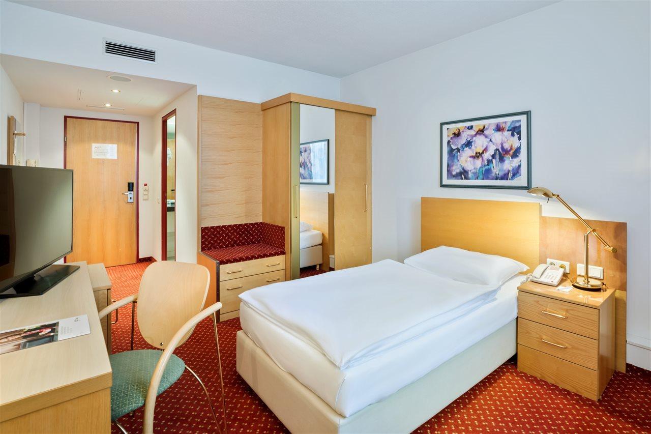 Austria Trend Hotel Salzburg West Himmelreich Eksteriør billede