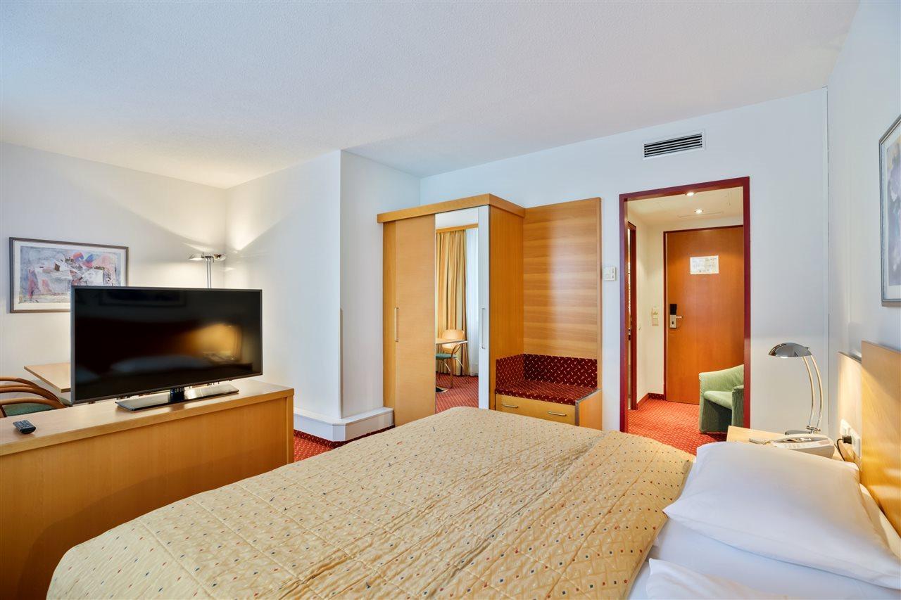 Austria Trend Hotel Salzburg West Himmelreich Eksteriør billede